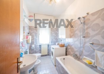 Bagno - Four-room apartment Via Gregorio Agnini
 
13, Carpi - photo 24