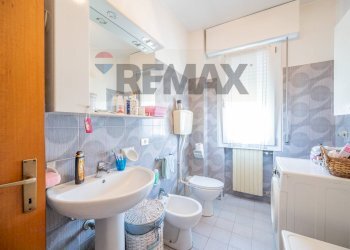 Bagno - Four-room apartment Via Gregorio Agnini
 
13, Carpi - photo 25