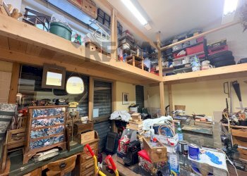 Dispensa di stoccaggio - Commercial Premises VIA MATTEOTTI
 
5, Trieste - photo 2