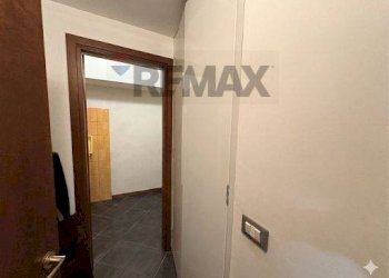 Hall / corridoio - Commercial Premises VIA MATTEOTTI
 
5, Trieste - photo 9