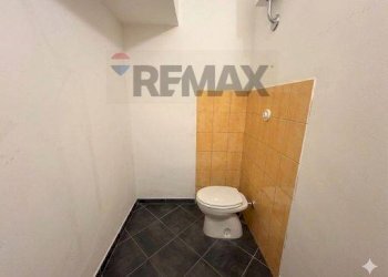 Bagno - Commercial Premises VIA MATTEOTTI
 
5, Trieste - photo 11