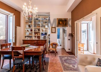 Sala da pranzo - Casa indipendente Via della Maestranza
 
116, Siracusa - foto 9