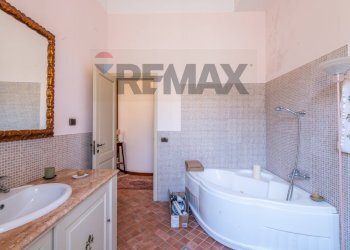 Bagno - Casa indipendente Via della Maestranza
 
116, Siracusa - foto 15