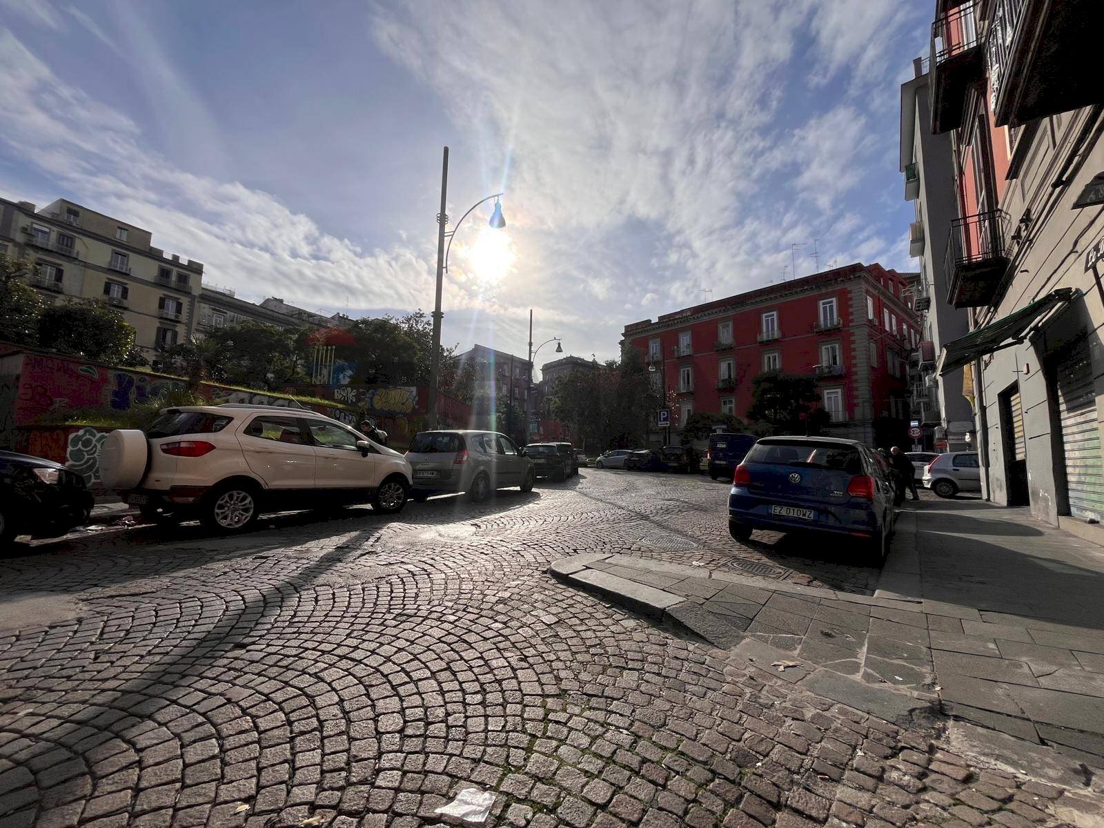 Edificio all\'aperto - Commercial Premises Napoli - photo 2