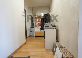 Hall / corridoio - Trilocale Bergamo - foto 17