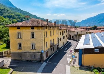 Edificio all\'aperto - Semi-detached house Via Don Stefano Gelmi
 
41, Pian Camuno - photo 4