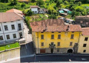 Edificio all\'aperto - Semi-detached house Via Don Stefano Gelmi
 
41, Pian Camuno - photo 11