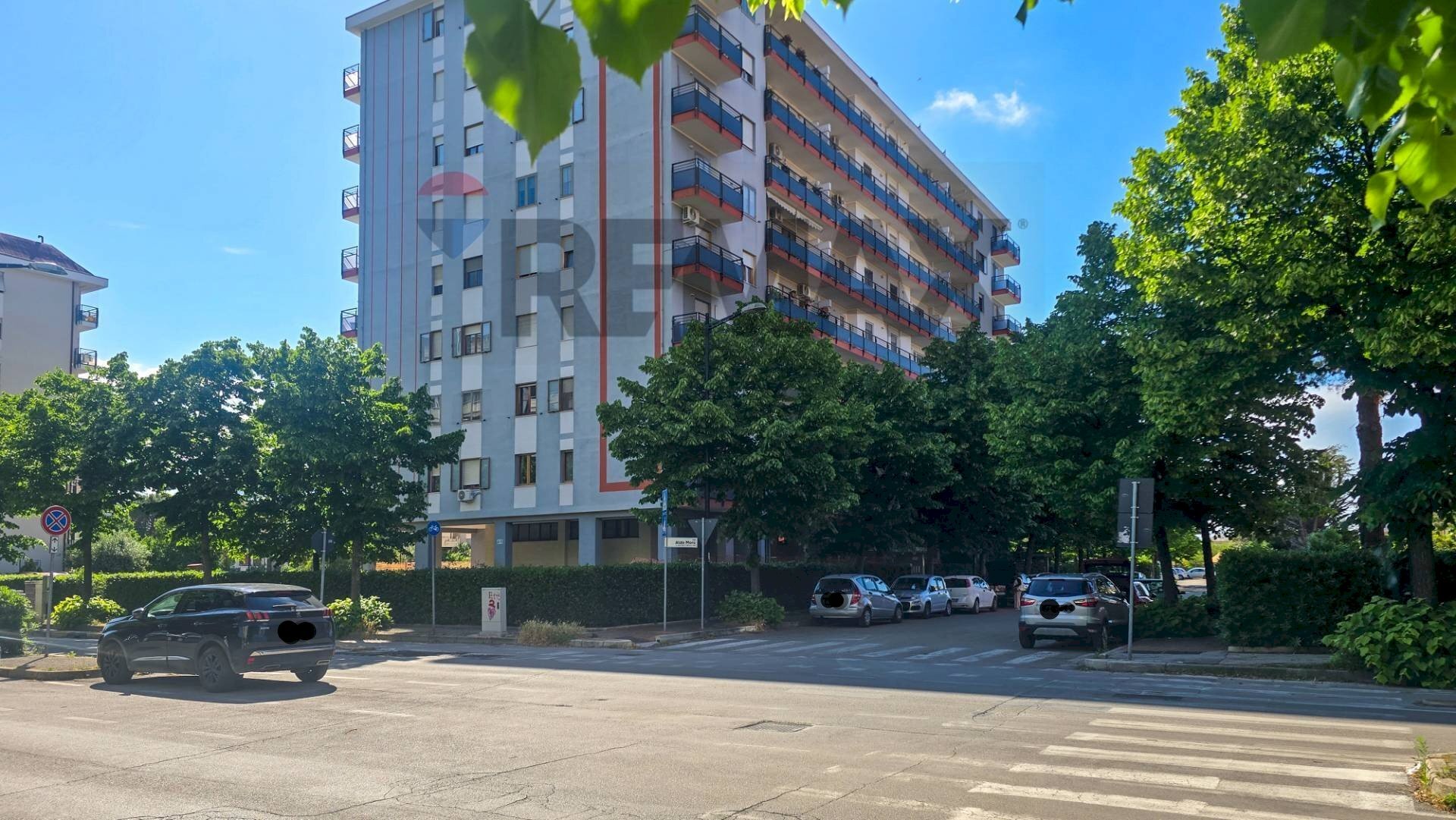 Edificio all\'aperto - Apartment Via Aldo Moro
 
70, Pescara - photo 1