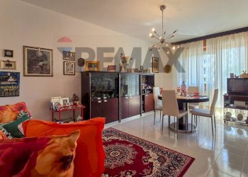 Sala da pranzo - Apartment Via Aldo Moro
 
70, Pescara - photo 18