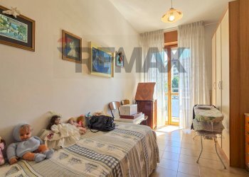 Camera / camera da letto - Apartment Via Aldo Moro
 
70, Pescara - photo 42