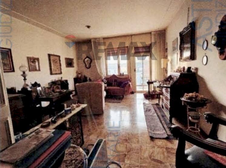 Soggiorno - Four-room apartment Via Monte Grappa
 
19, Novara - photo 1