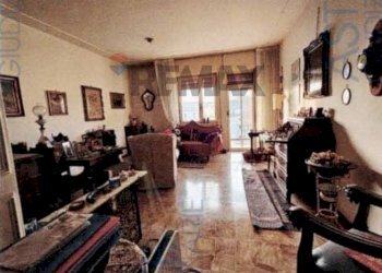 Soggiorno - Four-room apartment Via Monte Grappa
 
19, Novara - photo 1