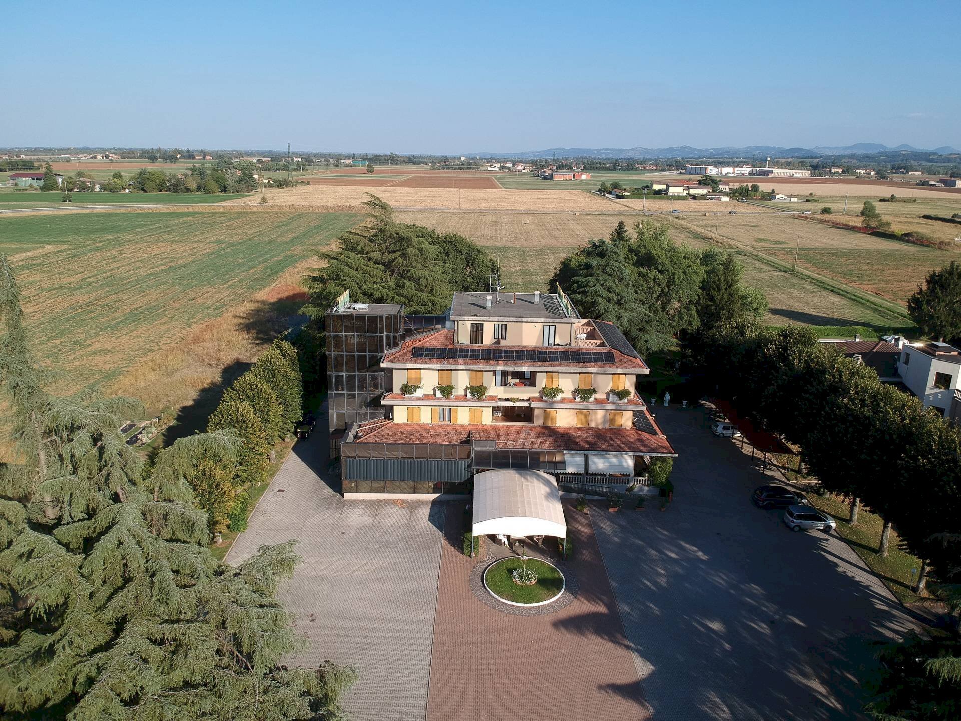 Casa all\'aperto - Hotel via langhirano
 
44, Langhirano - photo 1