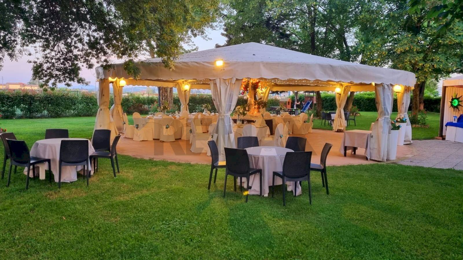 Terrazza - Hotel via langhirano
 
44, Langhirano - photo 2