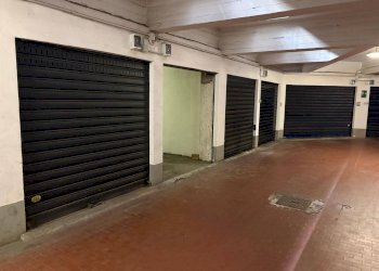 Foto 3 - Box VIA UNITA' D'ITALIA
 
1, Rivoli - photo 3