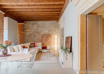 Foto 1 - Appartamento Vicolo Scaletta Santo Stefano
 
7, Verona - foto 1