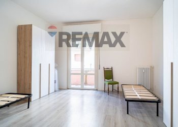 Camera / camera da letto - Terreno non edificabile via Pomponio Torelli
 
35, Parma - foto 2