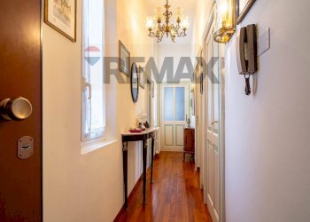 Hall / corridoio - Trilocale Via Francesco Rismondo
 
18, Parma - foto 3