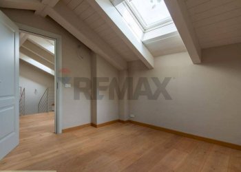 Stanza vuota - Three-room apartment Via Sant'Isidoro
 
1, Bogogno - photo 13
