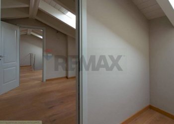 Stanza vuota - Three-room apartment Via Sant'Isidoro
 
1, Bogogno - photo 14