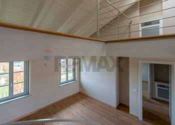 Vista interna dal soppalco - Three-room apartment Via Sant'Isidoro
 
1, Bogogno - photo 15