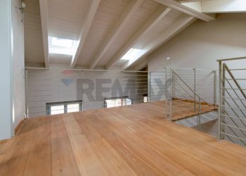 Soppalco - Three-room apartment Via Sant'Isidoro
 
1, Bogogno - photo 18