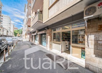Foto 7 - Negozio Via Ampio Flaviano, Roma - foto 7