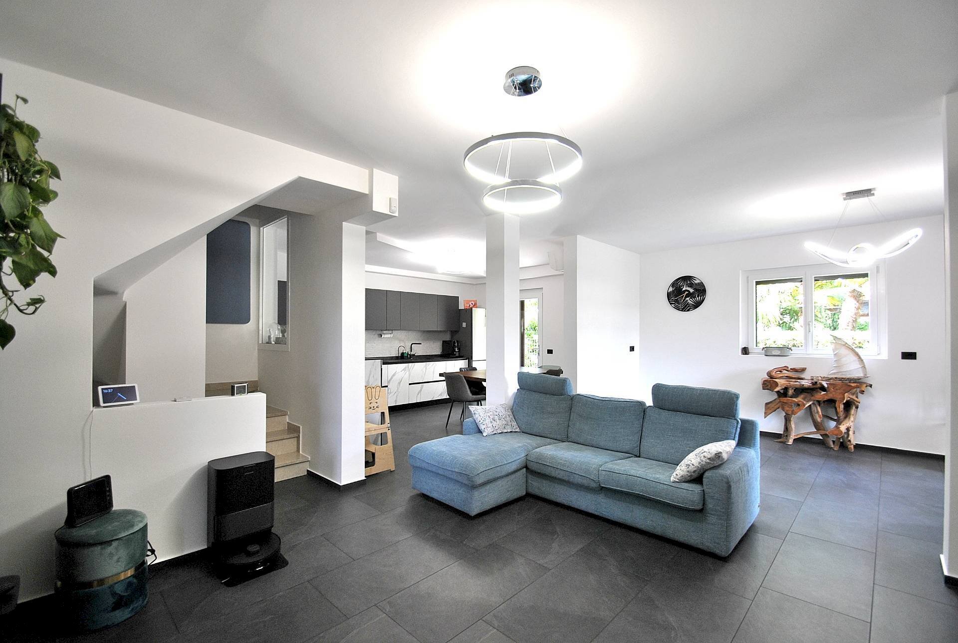 Foto 1 - Villa Via Fermi
 
2, Vimercate - foto 1