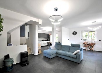 Foto 1 - Villa Via Fermi
 
2, Vimercate - foto 1