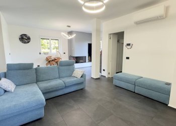 Foto 3 - Villa Via Fermi
 
2, Vimercate - foto 3