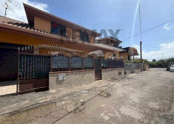 Edificio all\'aperto - Villa Minturno - foto 38