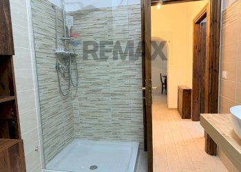 Bagno - Three-room apartment via valle Sant'Angelo
 
18, Villetta Barrea - photo 18