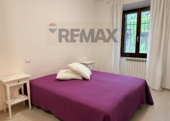 Camera / camera da letto - Three-room apartment via valle Sant'Angelo
 
18, Villetta Barrea - photo 20