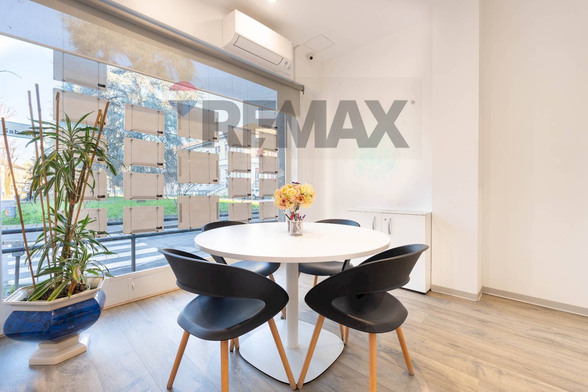 Sala da pranzo - Office Via Vittorio Veneto
50, Brugherio - photo 3