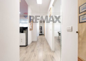 Hall / corridoio - Office Via Vittorio Veneto
50, Brugherio - photo 9