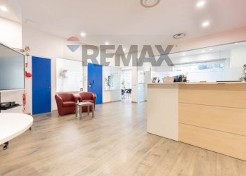 Soggiorno - Office Via Vittorio Veneto
50, Brugherio - photo 10