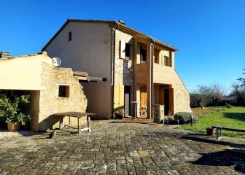 Foto 1 - Casa indipendente Località Lipparelli, Cingoli - foto 1