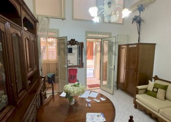 Sala da pranzo - Three-room apartment via Martorana
 
24, Ragusa - photo 22