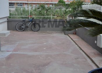 Terrazza - Apartment VIA DELLE MAGNOLIE
 
42, Comiso - photo 4