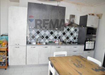 Cucina - Apartment VIA DELLE MAGNOLIE
 
42, Comiso - photo 7