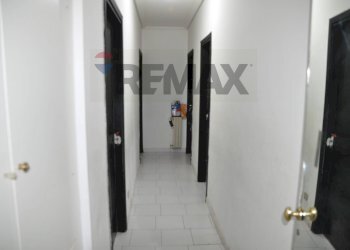 Hall / corridoio - Apartment VIA DELLE MAGNOLIE
 
42, Comiso - photo 8