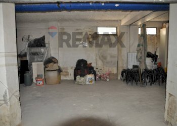 Parcheggio - Apartment VIA DELLE MAGNOLIE
 
42, Comiso - photo 20