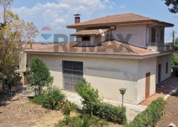 Casa all\'aperto - Villa via Rocciola Scrofani
 
106, Modica - foto 3