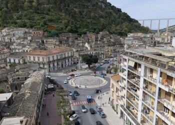Edificio all\'aperto - Appartamento Corso Umberto I
 
8, Modica - foto 2