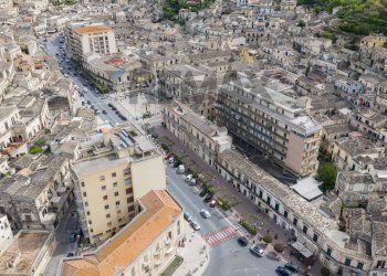 Edificio all\'aperto - Appartamento Corso Umberto I
 
8, Modica - foto 9