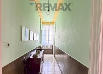 Hall / corridoio - Semi-detached house corso italia
 
22, Castelmauro - photo 19
