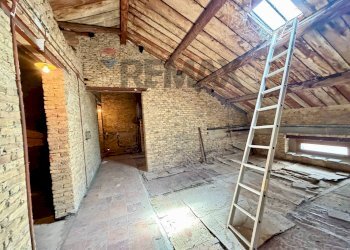 Camera / camera da letto - Semi-detached house corso italia
 
22, Castelmauro - photo 30