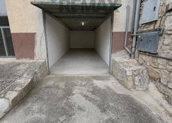 Parcheggio - Semi-detached house corso italia
 
22, Castelmauro - photo 32