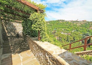 Terrazzo - Three-room apartment via Borgo Canale, Bergamo - photo 4