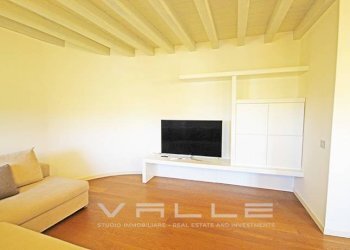 Soggiorno - Three-room apartment via Borgo Canale, Bergamo - photo 11